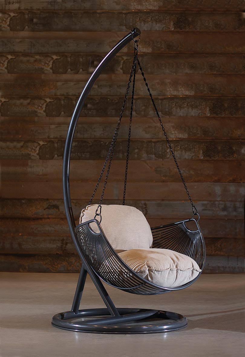 Cloe Suspensa Pedestal Capa