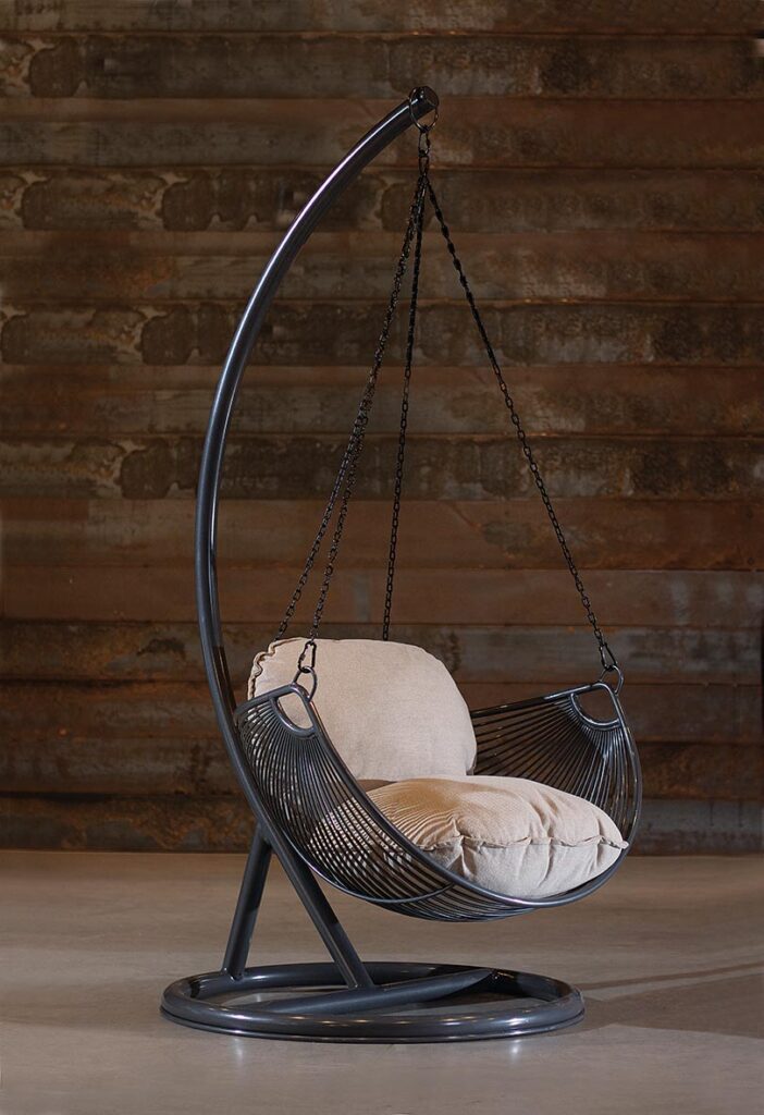 Cloe Suspensa Pedestal
